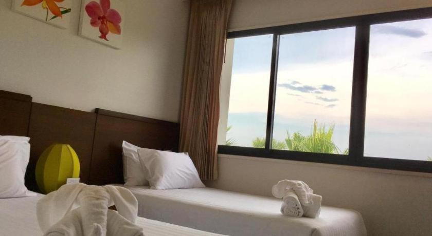 Suwan Golf & Country Club Hotel Nakhon Pathom Bagian luar foto
